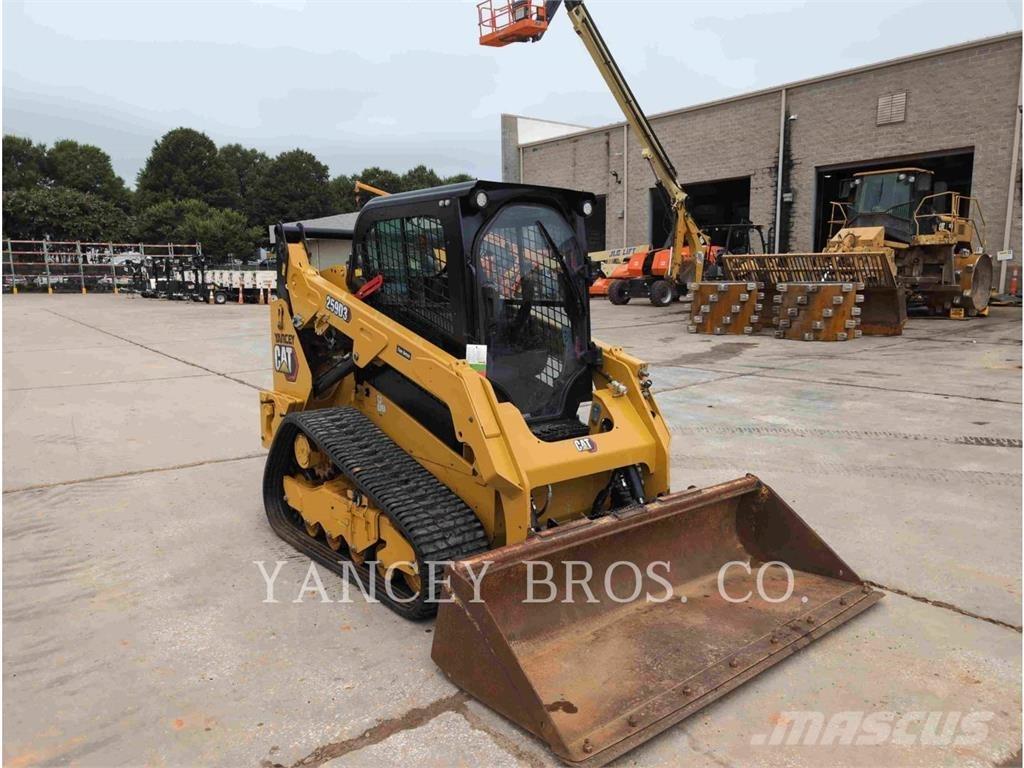 CAT 259 D3 Гусеничні вантажники