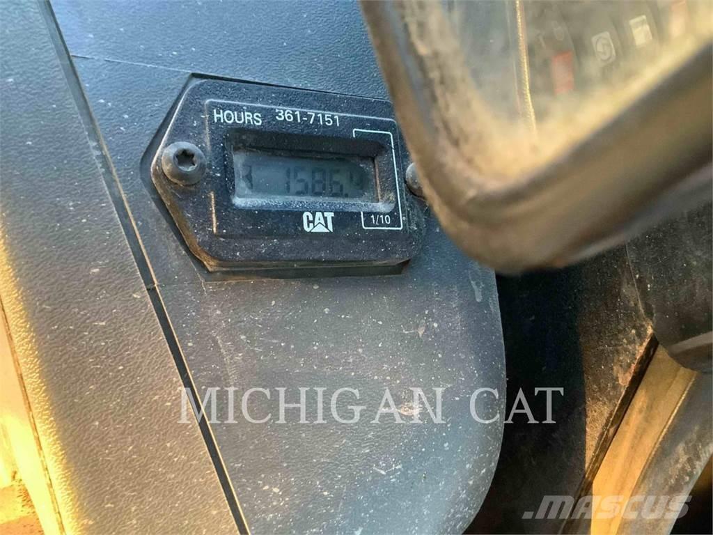 CAT 259B3 A2Q Міні-навантажувачі