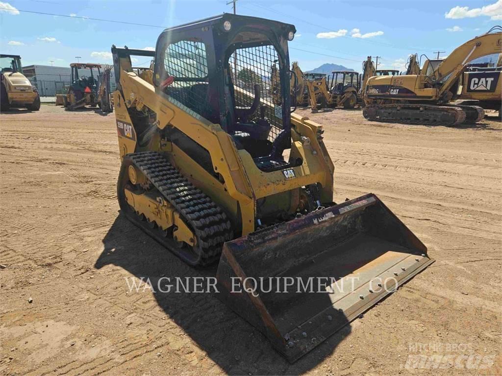 CAT 259D Гусеничні вантажники
