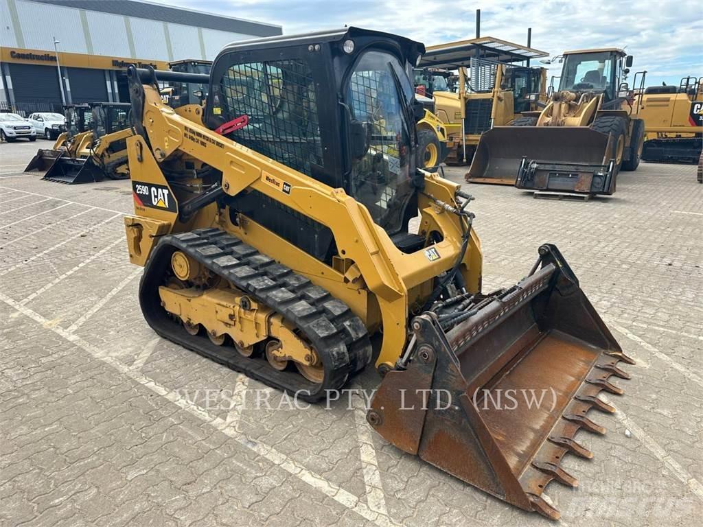 CAT 259D Гусеничні вантажники