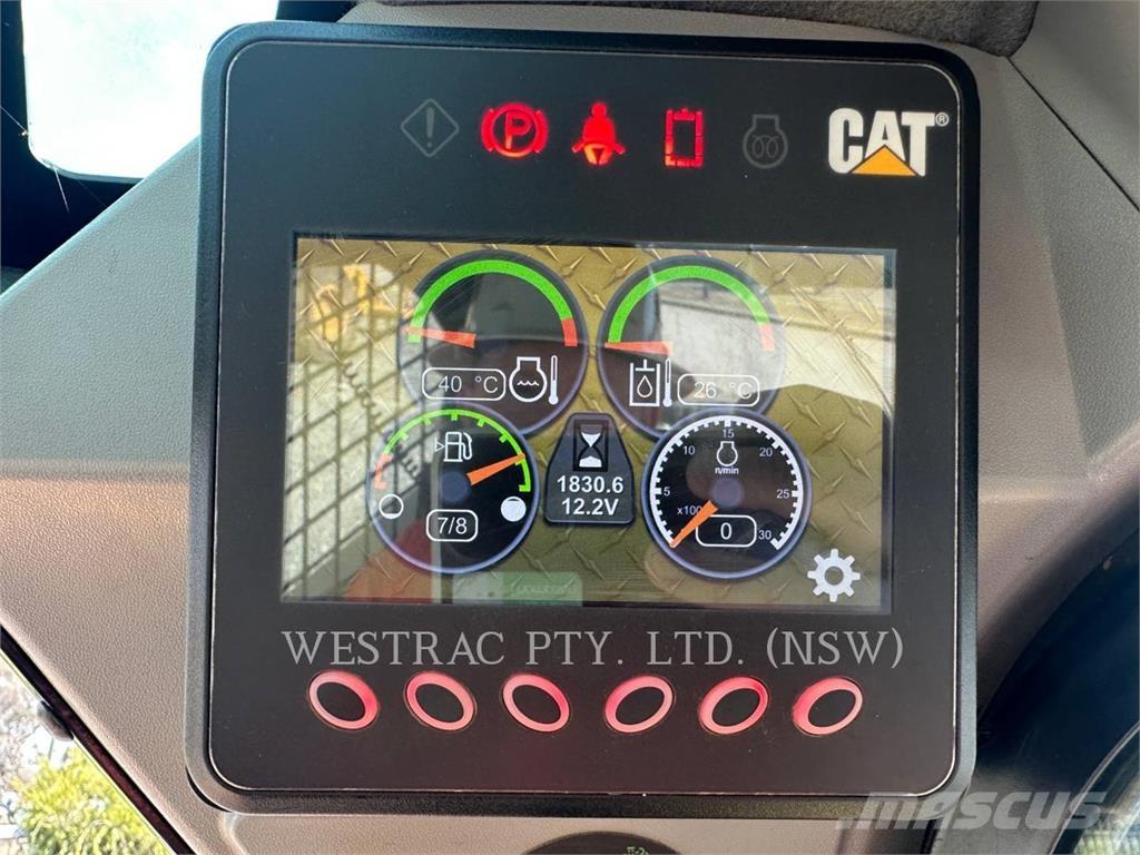 CAT 259D Гусеничні вантажники