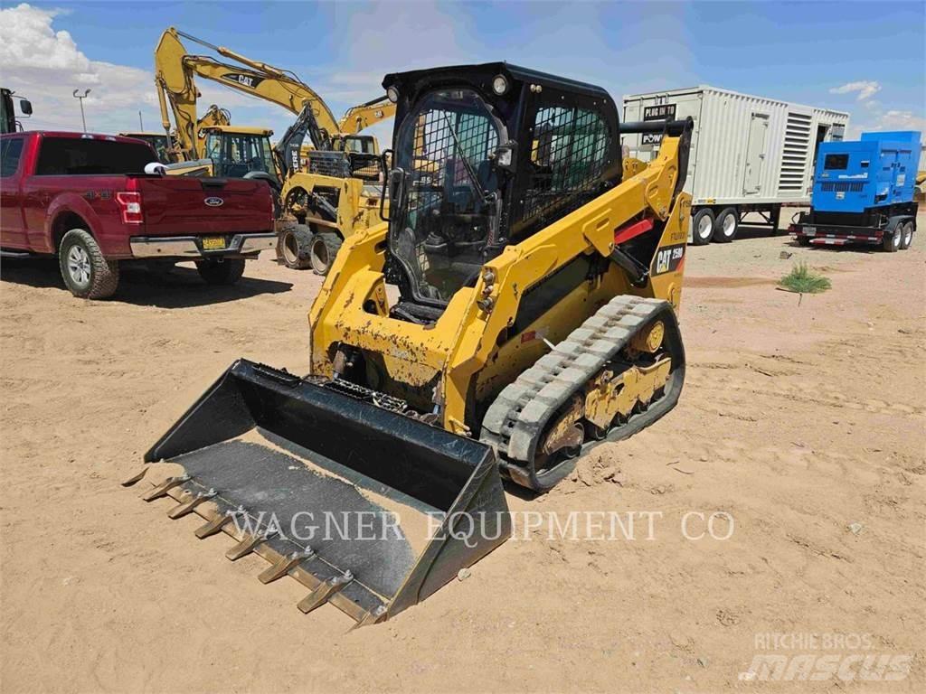 CAT 259D Гусеничні вантажники