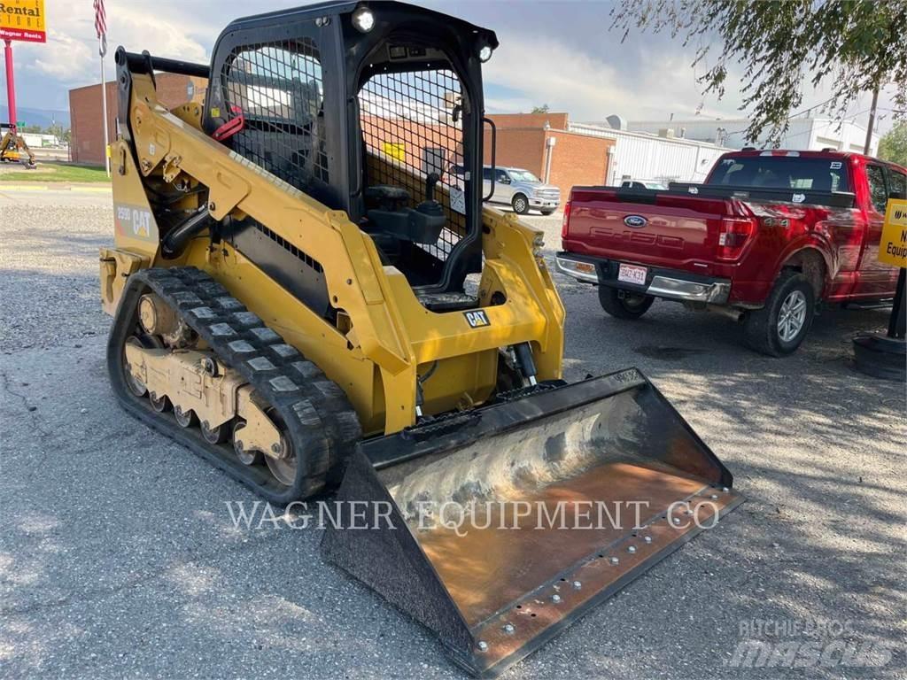 CAT 259D Гусеничні вантажники