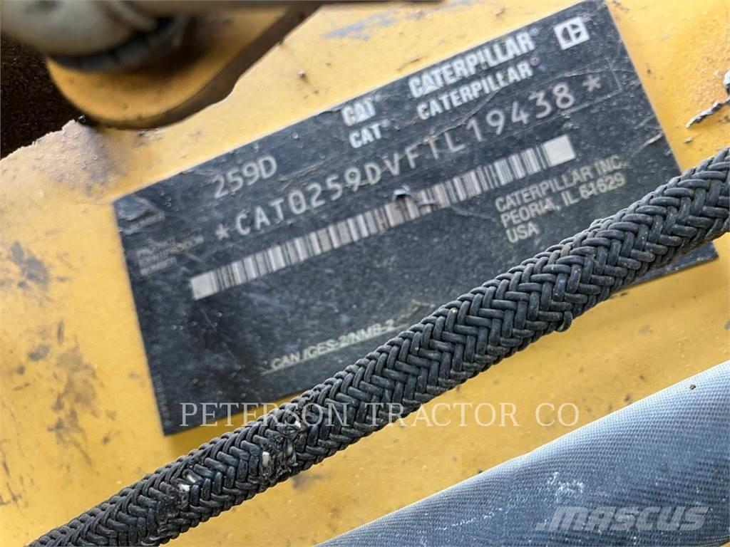 CAT 259D Гусеничні вантажники