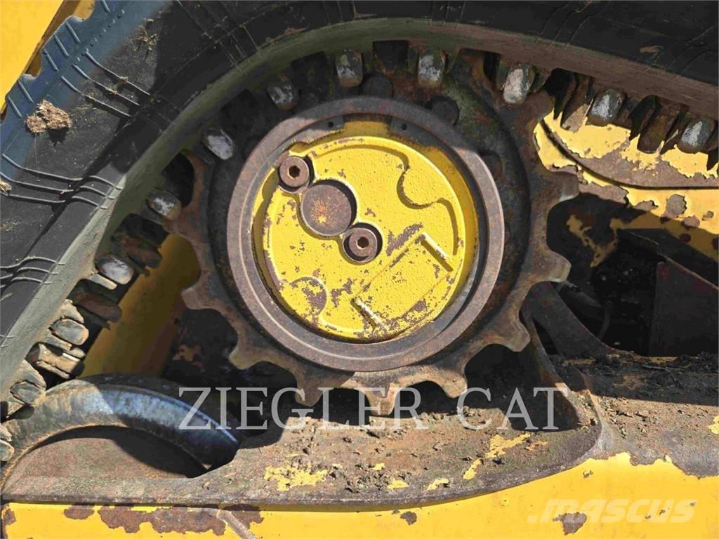 CAT 259D Гусеничні вантажники
