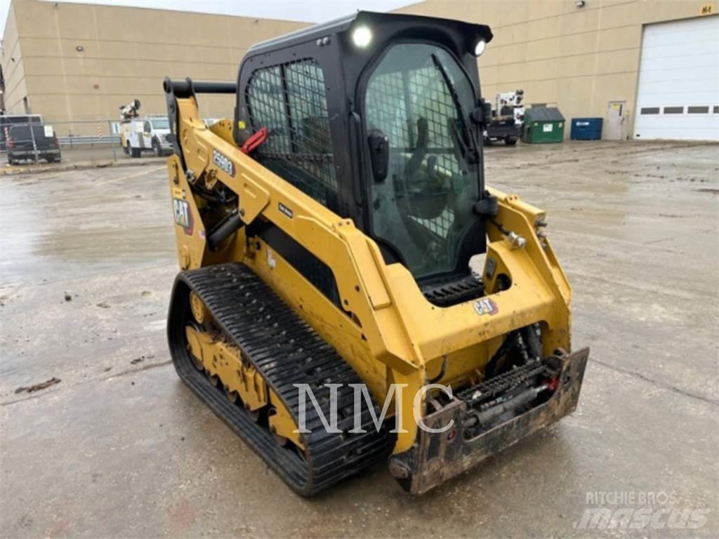 CAT 259D3 Гусеничні вантажники