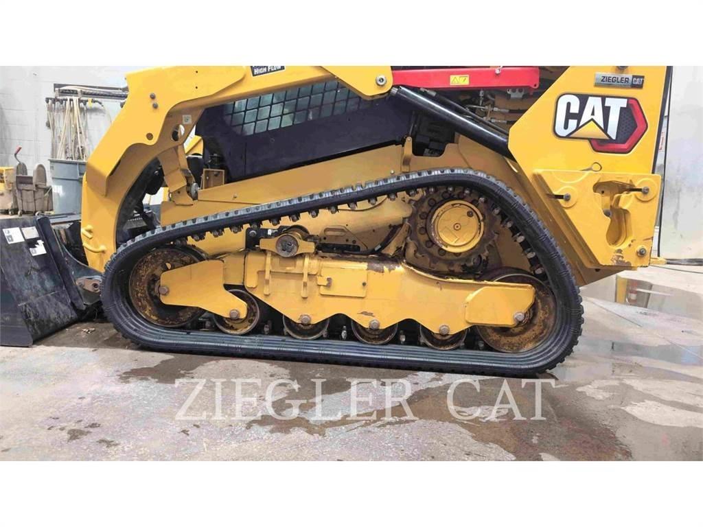 CAT 259D3 Гусеничні вантажники