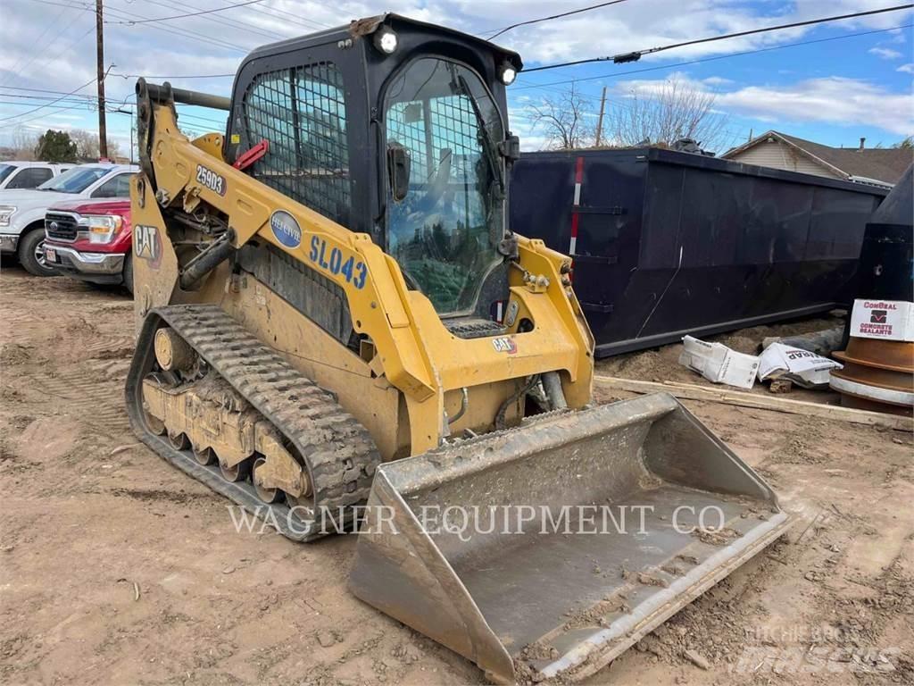 CAT 259D3 Гусеничні вантажники