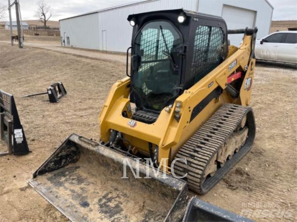CAT 259D3 Гусеничні вантажники