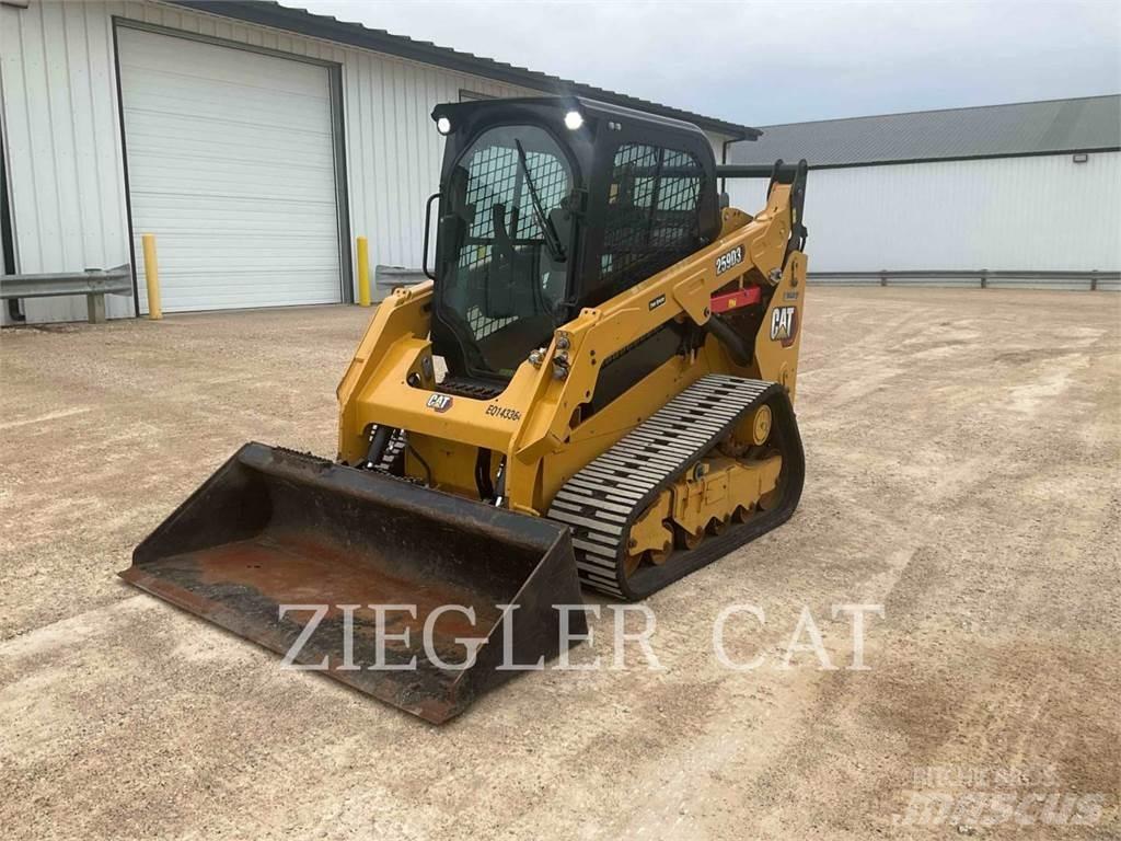 CAT 259D3 Гусеничні вантажники