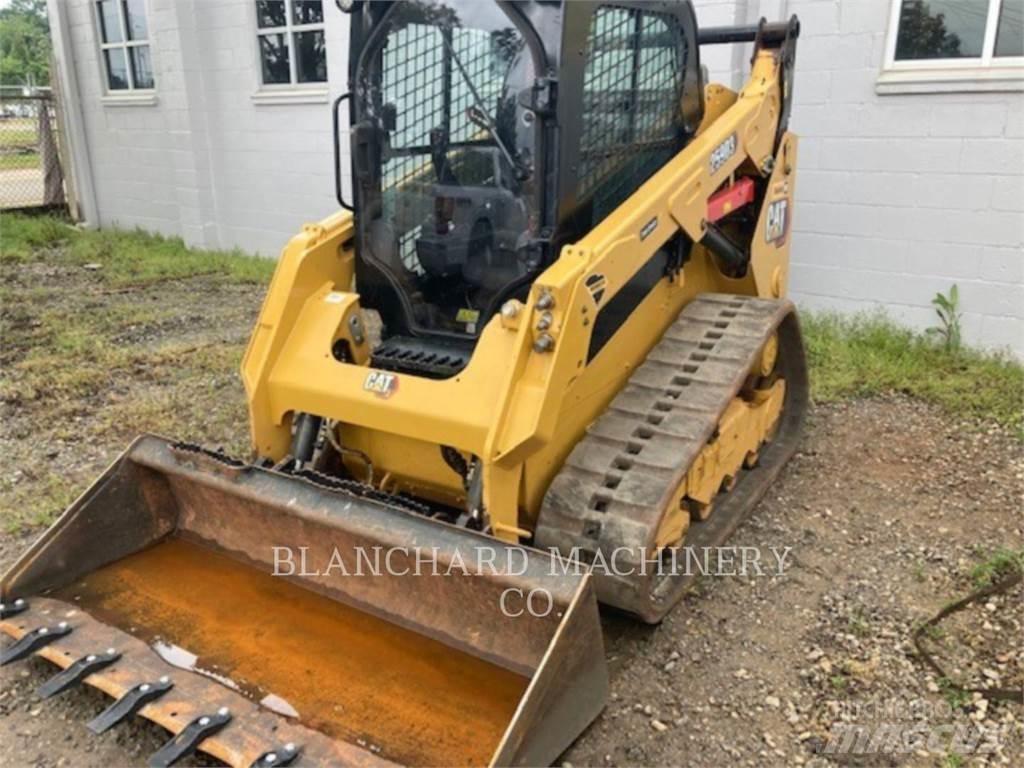 CAT 259D3 Гусеничні вантажники
