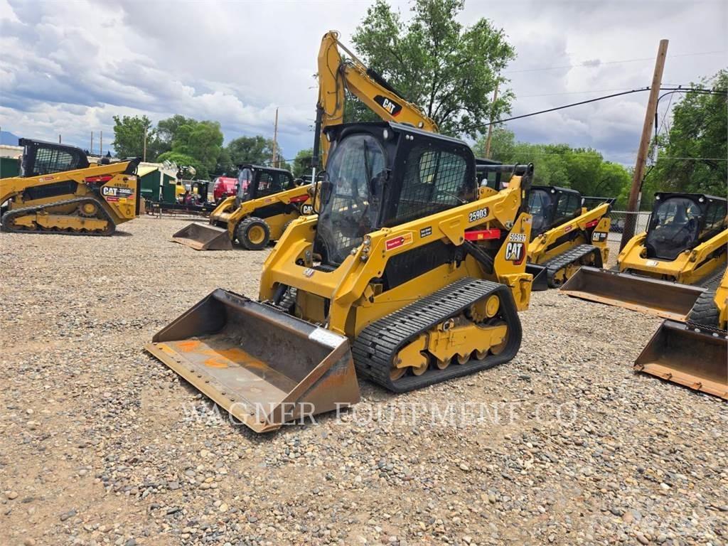 CAT 259D3 Гусеничні вантажники
