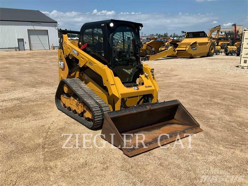 CAT 259D3 Гусеничні вантажники