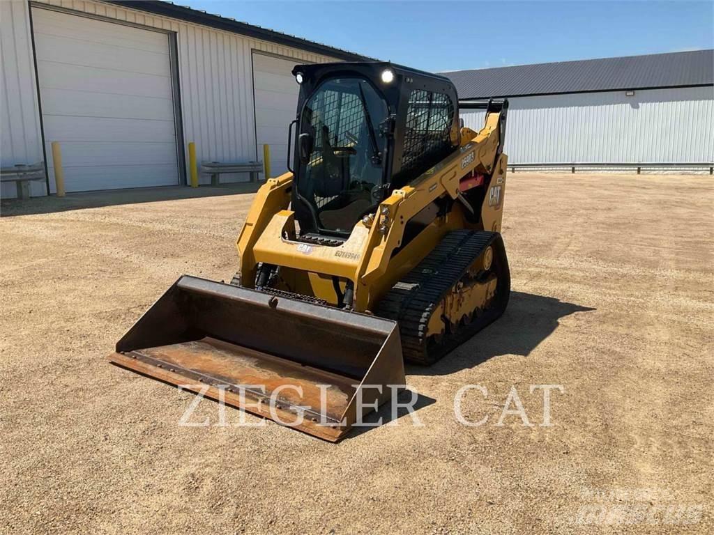 CAT 259D3 Гусеничні вантажники