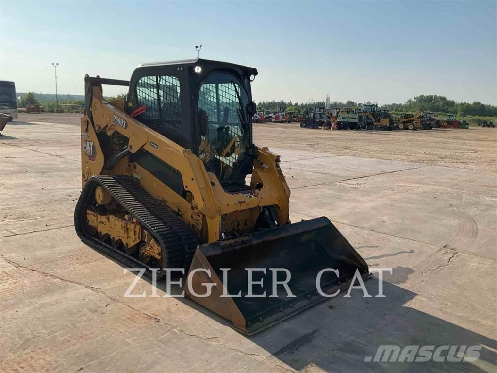 CAT 259D3 Гусеничні вантажники