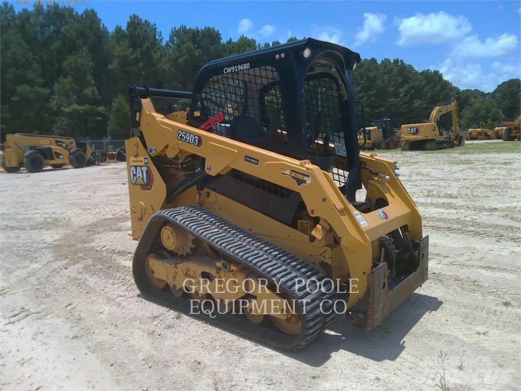 CAT 259D3 Гусеничні вантажники