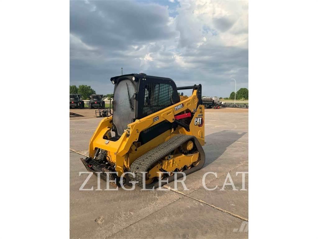 CAT 259D3 Гусеничні вантажники