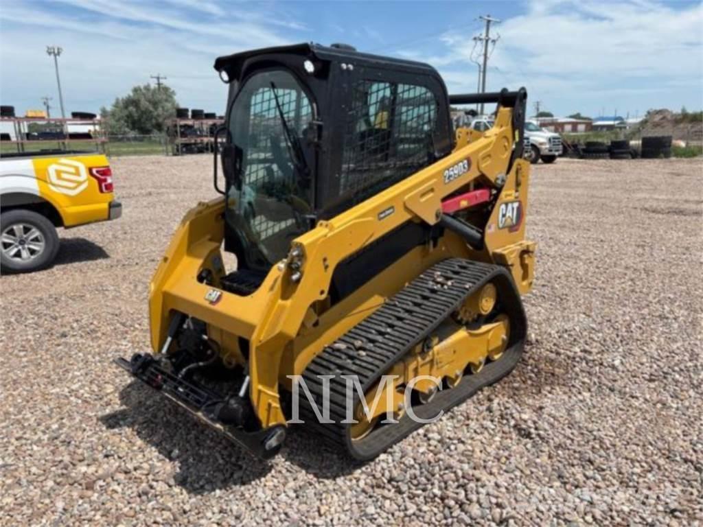 CAT 259D3 Гусеничні вантажники