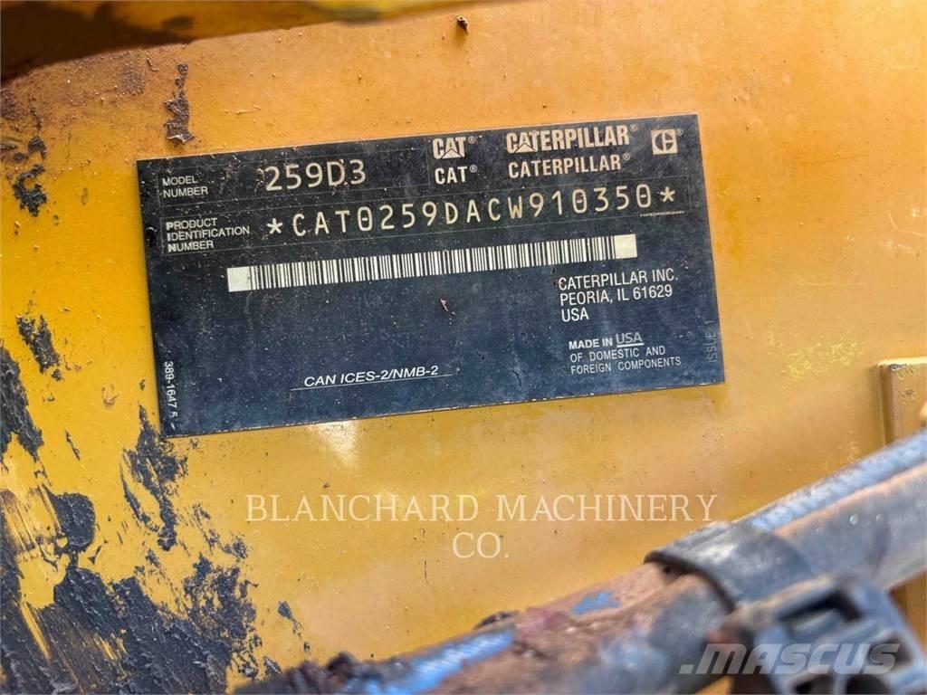 CAT 259D3 Гусеничні вантажники