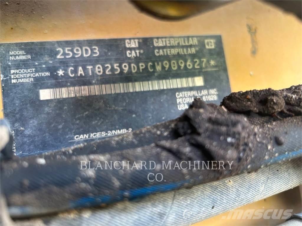 CAT 259D3 Гусеничні вантажники