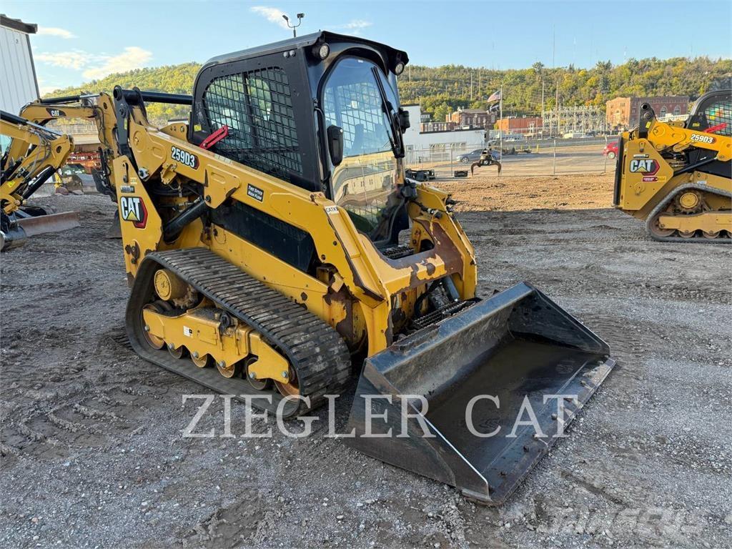 CAT 259D3 Гусеничні вантажники