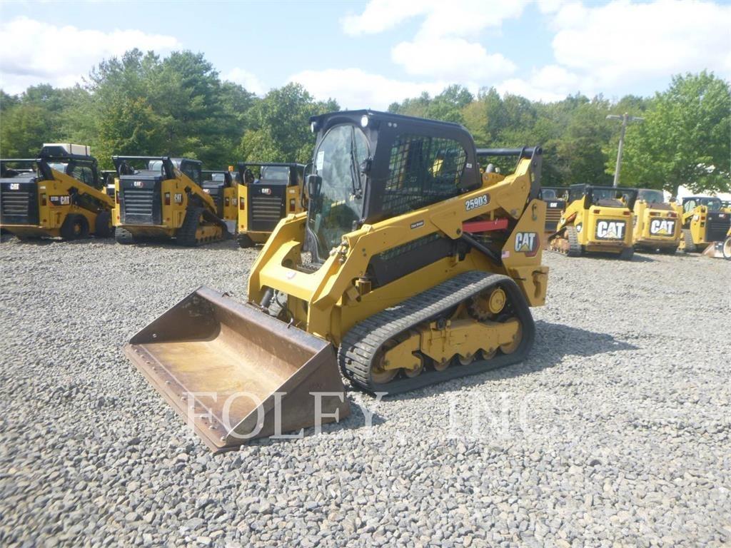 CAT 259D3 Гусеничні вантажники
