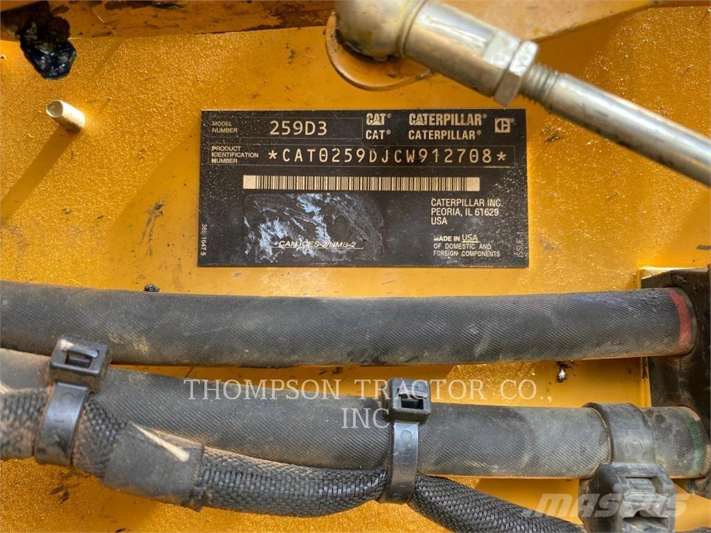 CAT 259D3 Гусеничні вантажники