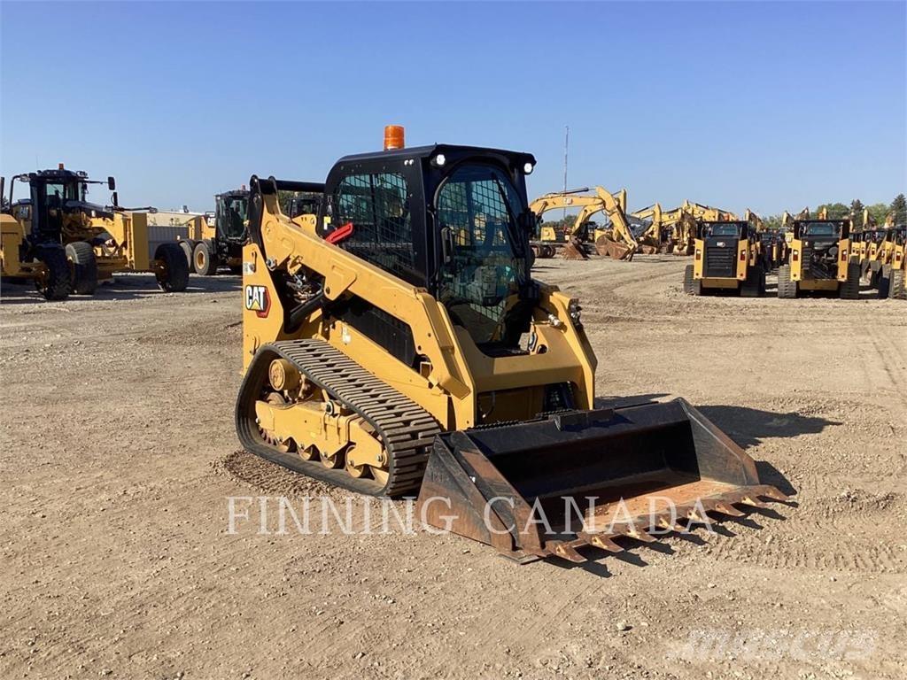 CAT 259D3 Гусеничні вантажники