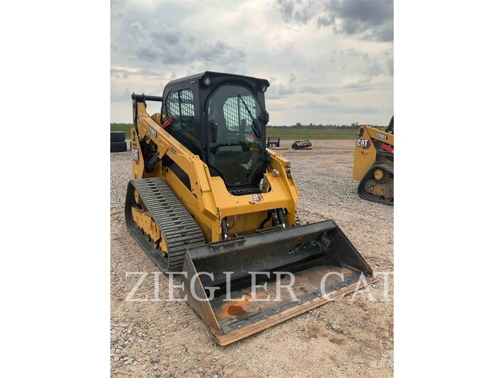 CAT 259D3 Гусеничні вантажники