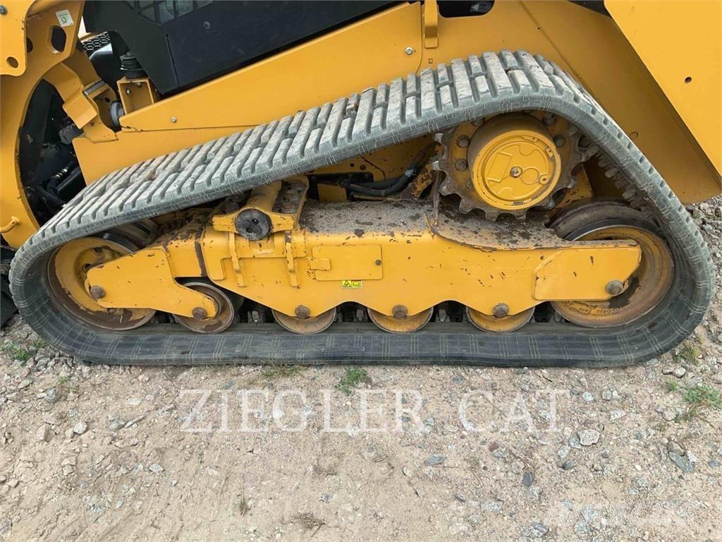 CAT 259D3 Гусеничні вантажники