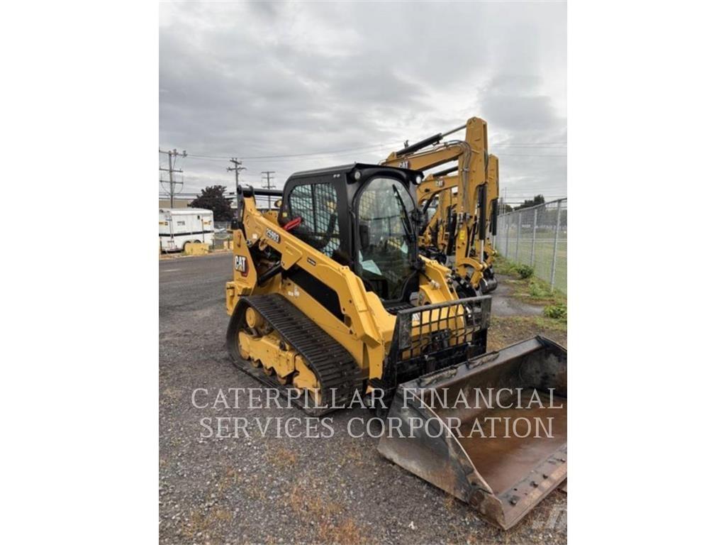 CAT 259D3 Гусеничні вантажники