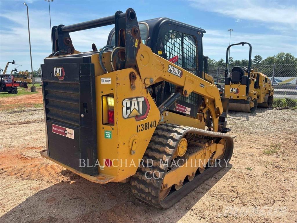 CAT 259D3 Гусеничні вантажники