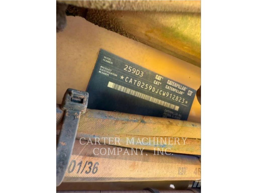 CAT 259D3 Гусеничні вантажники