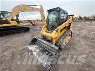 CAT 259D3 C3H2 Гусеничні вантажники