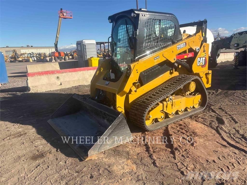 CAT 259D3 C3H2 Гусеничні вантажники
