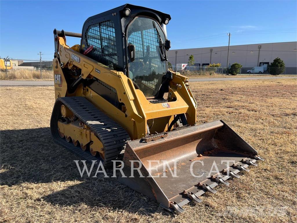 CAT 259D3 C3H2 Гусеничні вантажники