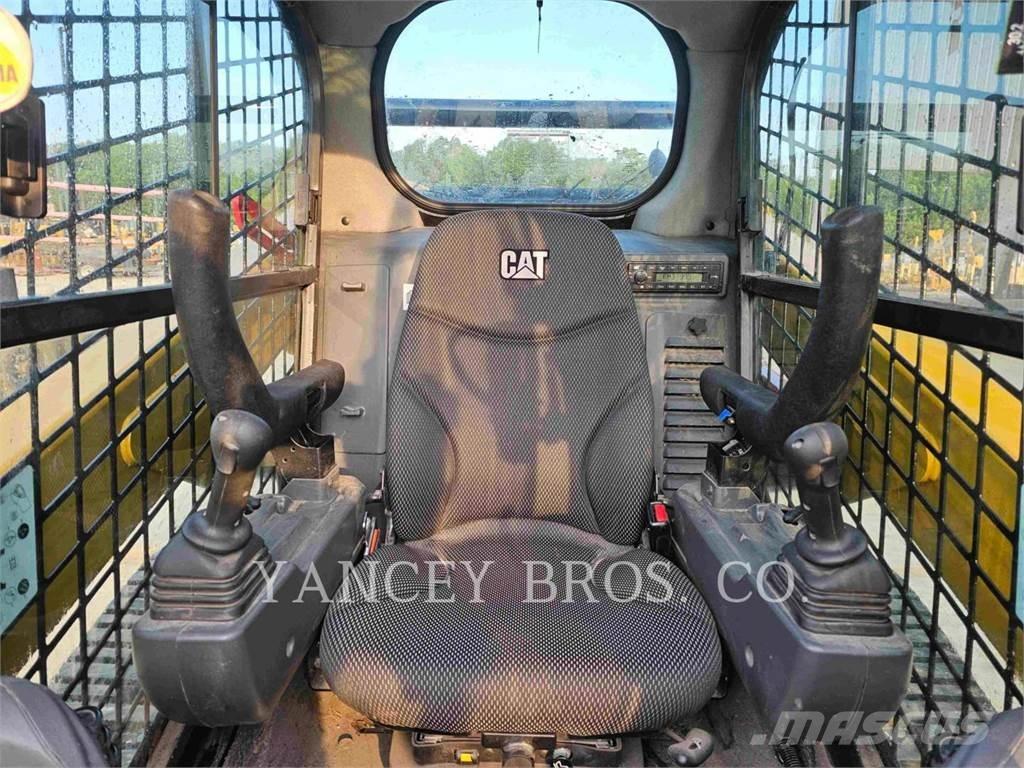 CAT 259D3 HF Міні-навантажувачі