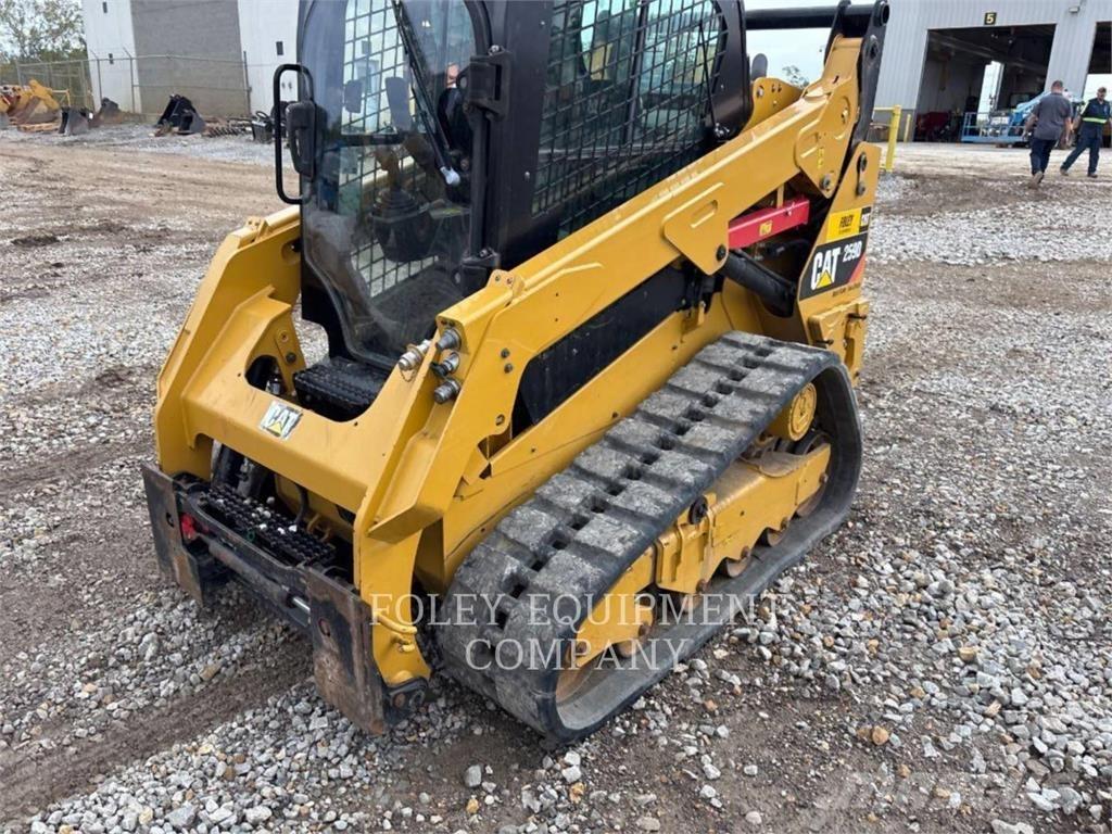 CAT 259DHF2CA Міні-навантажувачі
