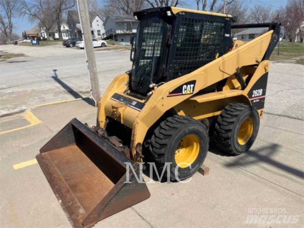 CAT 262B Міні-навантажувачі