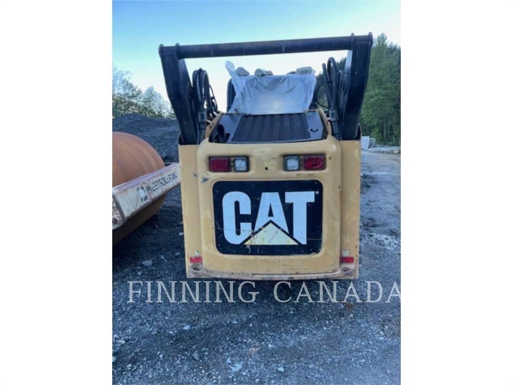CAT 262C Міні-навантажувачі
