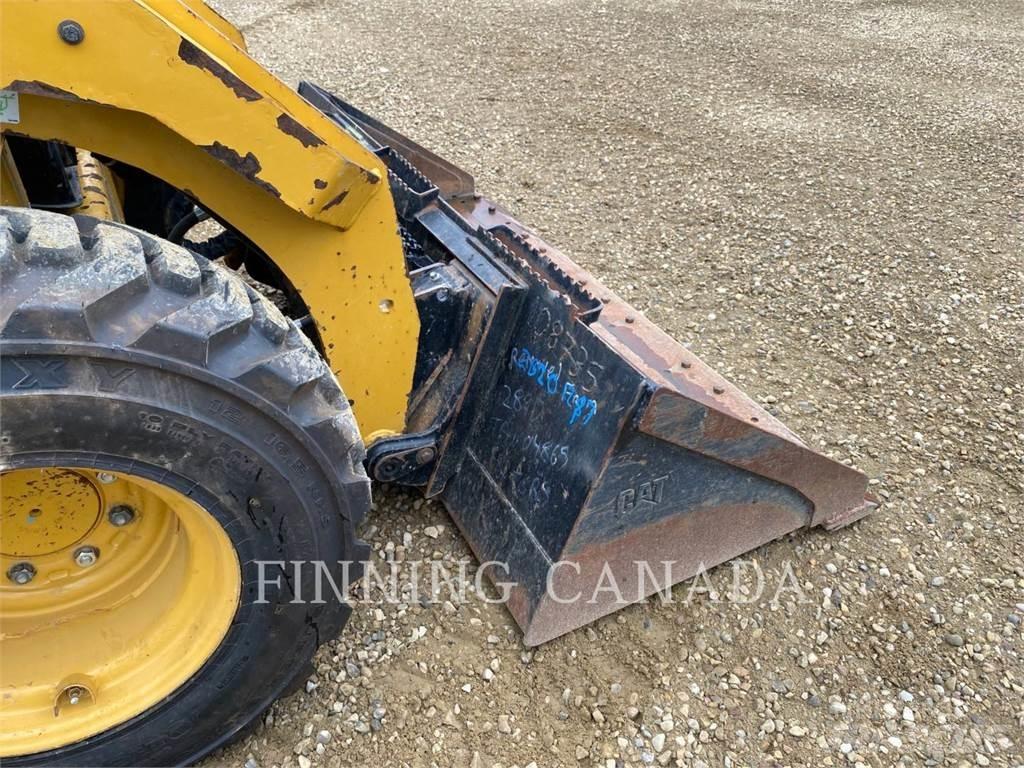 CAT 262D Міні-навантажувачі