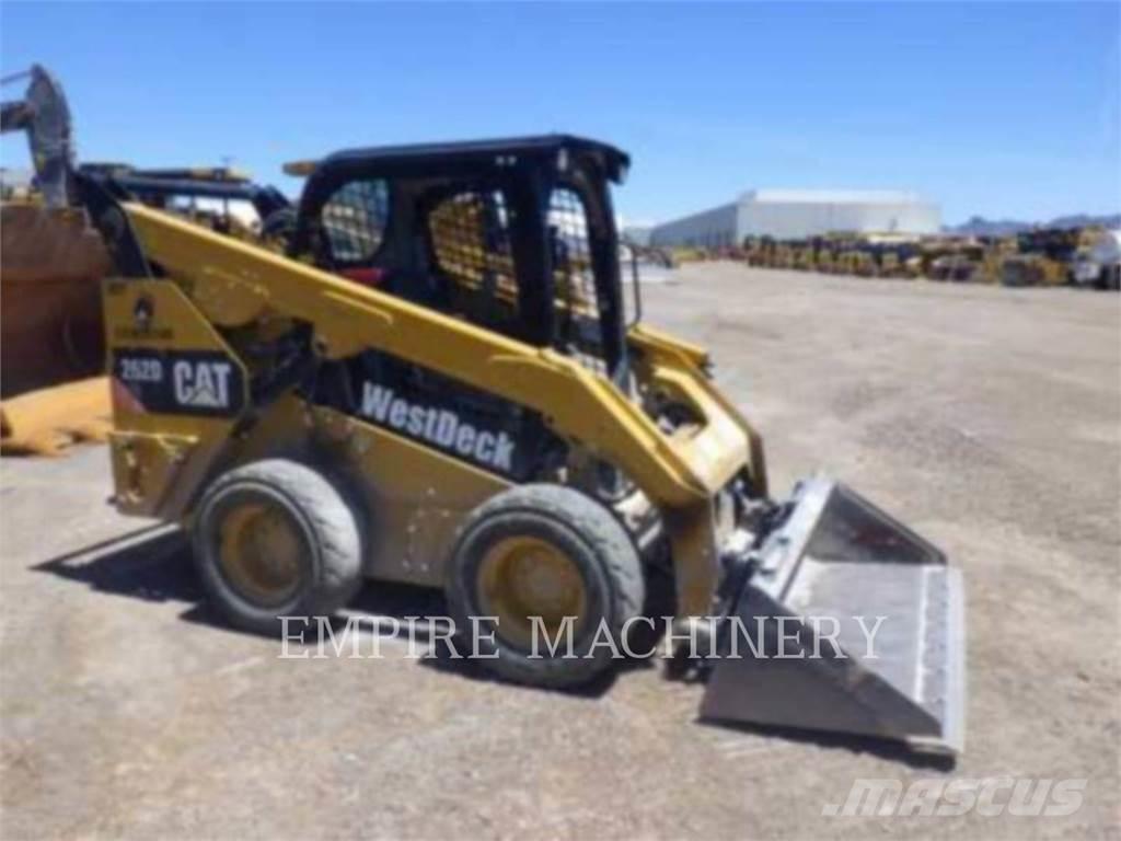 CAT 262D Міні-навантажувачі