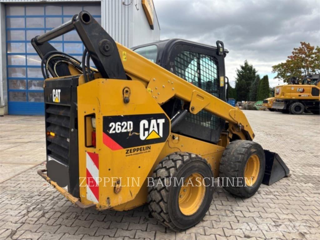 CAT 262D Міні-навантажувачі