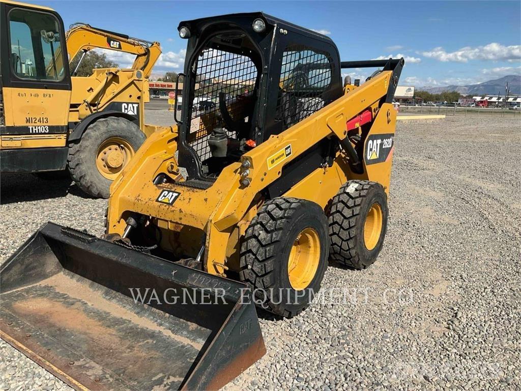 CAT 262D Міні-навантажувачі