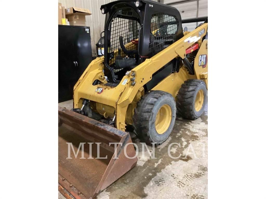 CAT 262D 3 Міні-навантажувачі