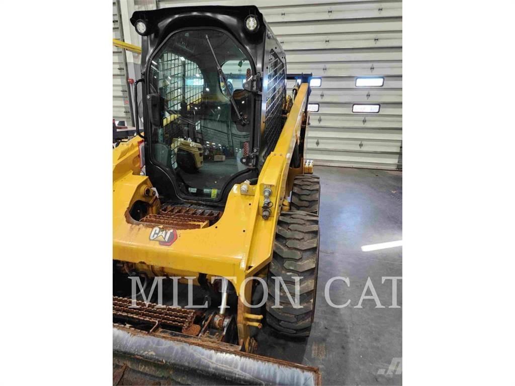 CAT 262D 3 Міні-навантажувачі