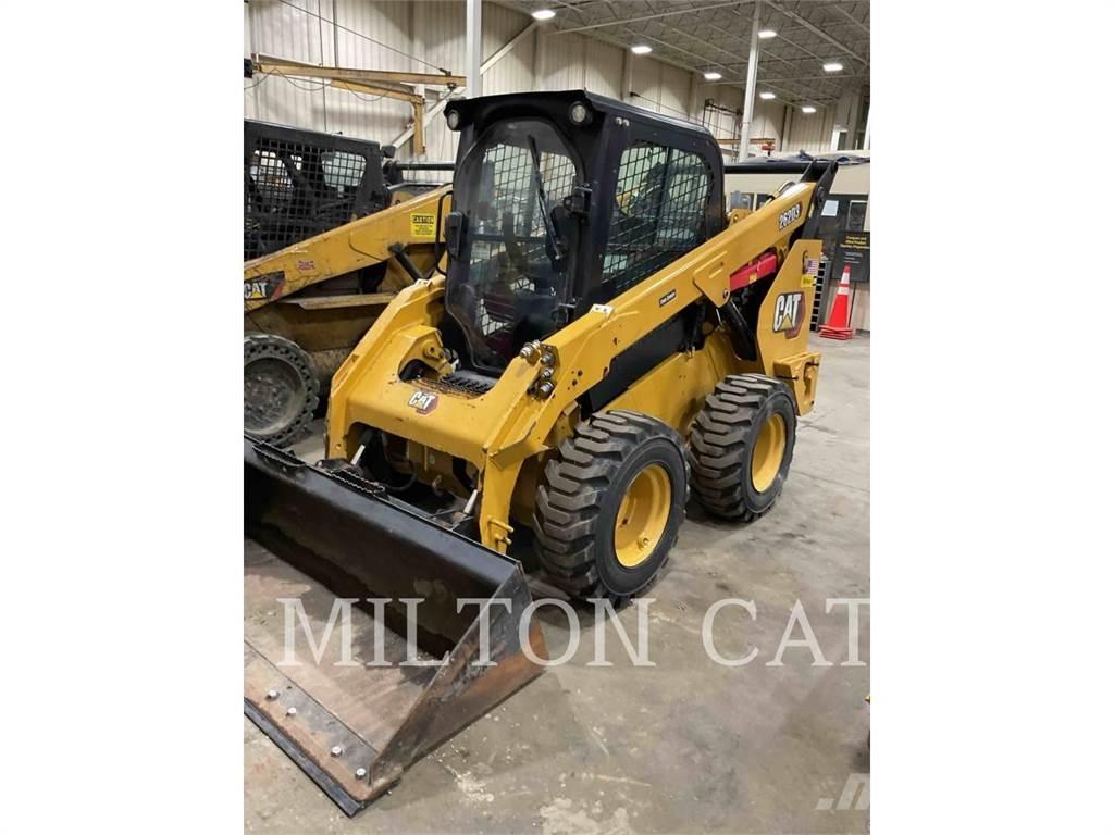 CAT 262D 3 Міні-навантажувачі