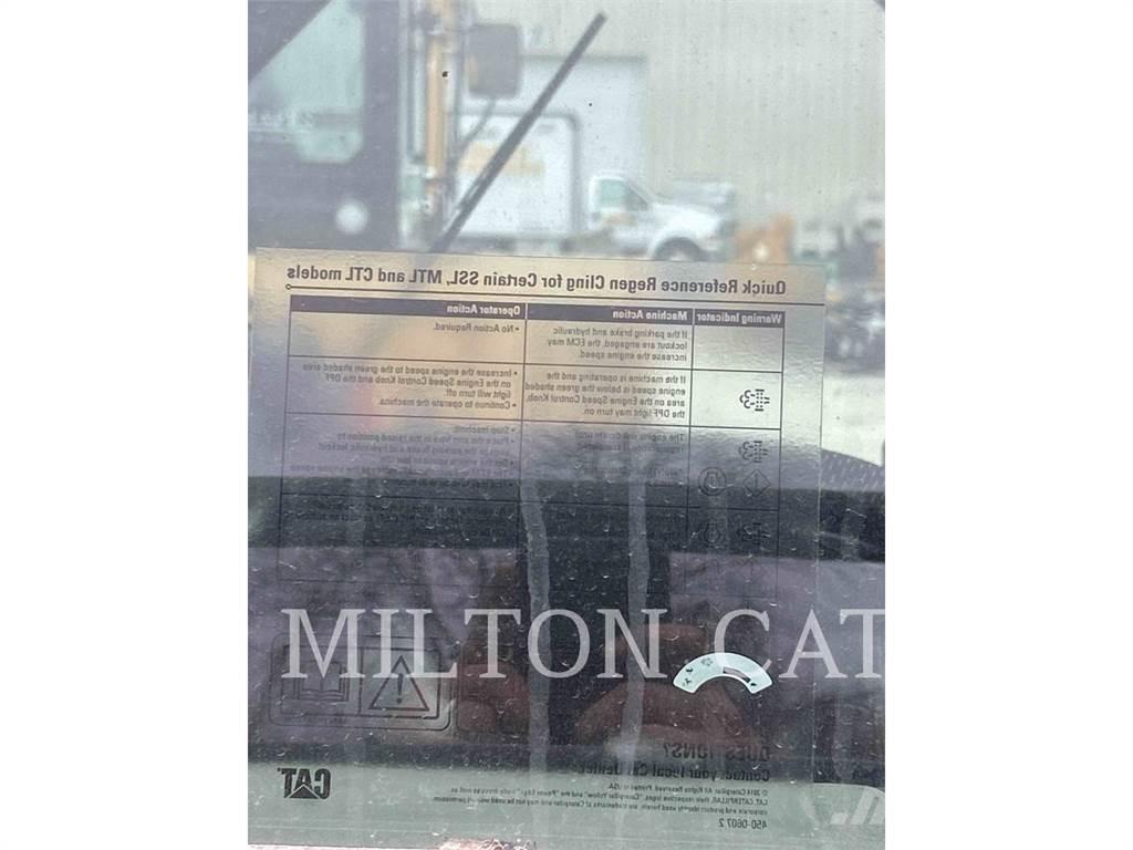 CAT 262D 3 Міні-навантажувачі