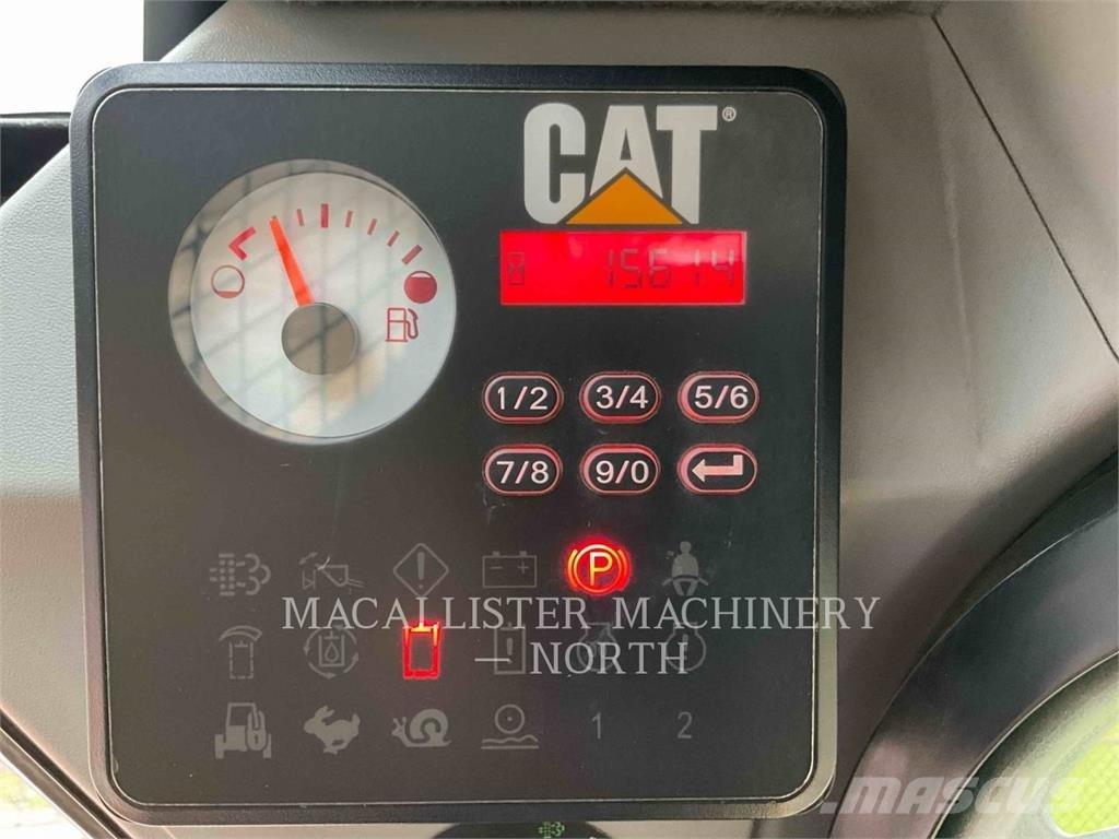 CAT 262D A2Q Міні-навантажувачі