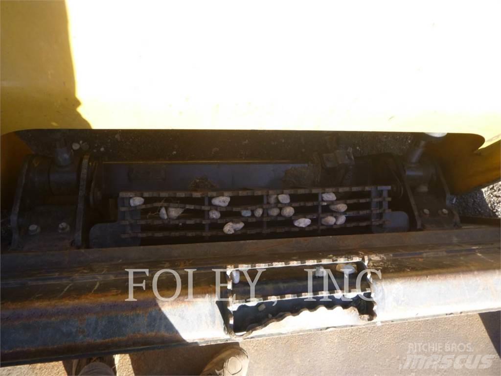 CAT 262D3 Міні-навантажувачі